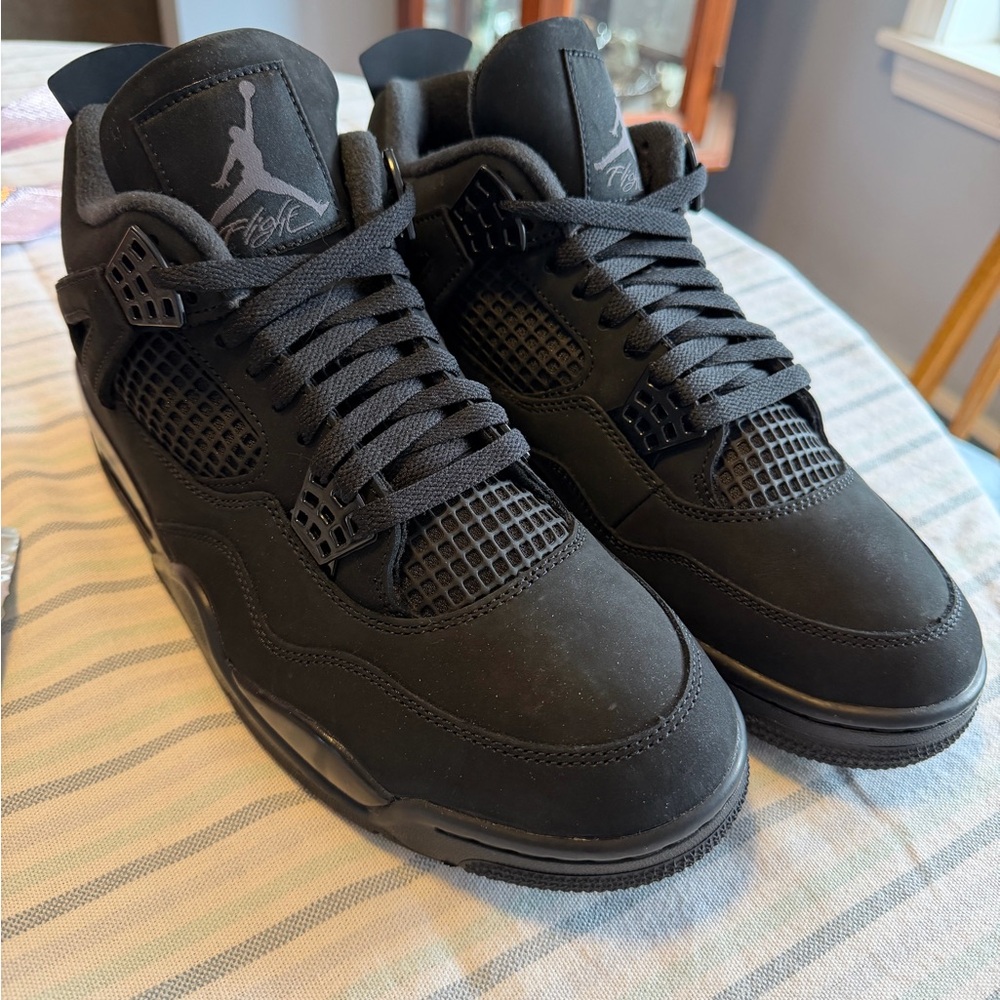 Jordan 4 Black Cat 2025